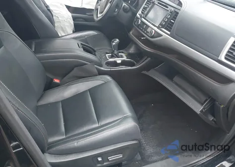 2018 Toyota Highlander Xle from USA, damaged, VIN 5TDJZRFH4JS556306